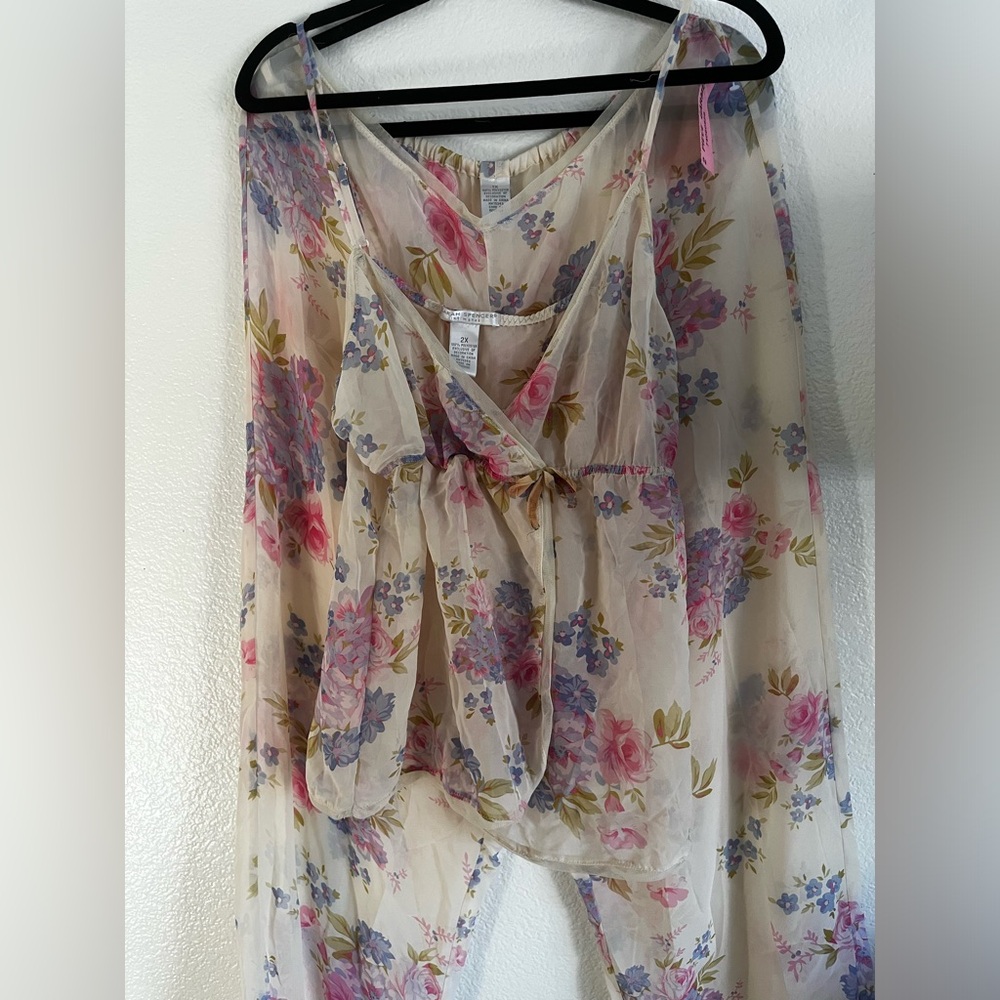 Vintage Sara Spencer Cream and pink floral print 2 piece sheer lingerie set